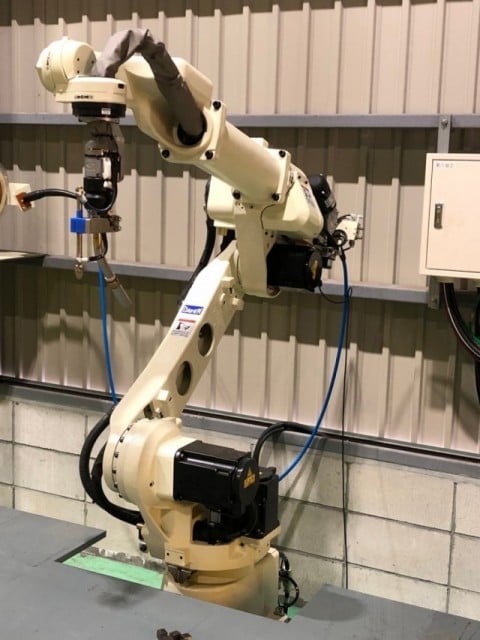 溶接ロボット　FD-NB6L（WB-M500）